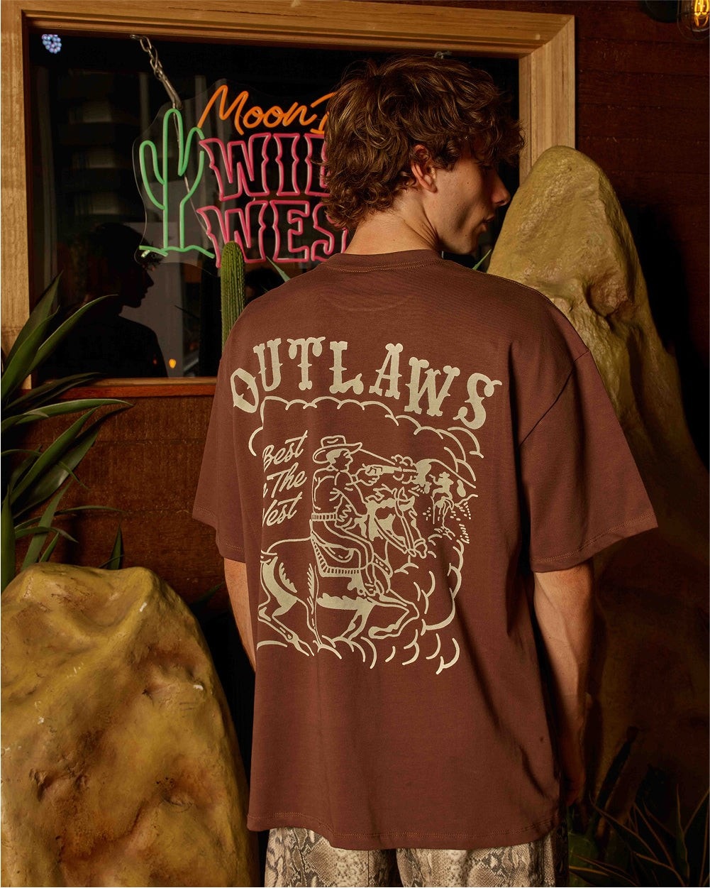 Outlaws Oversized Graphic Tee - Unisex 90s Boxy Fit 100% Combed Cotton